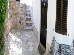 Apartmani LUČIĆ  Ivan Dolac (Otok Hvar)