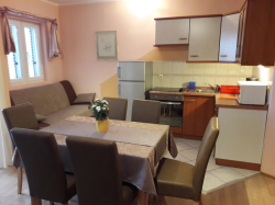 Apartmani Vivien Kustići (Otok Pag)