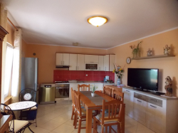 Apartmani Vivien Kustići (Otok Pag)